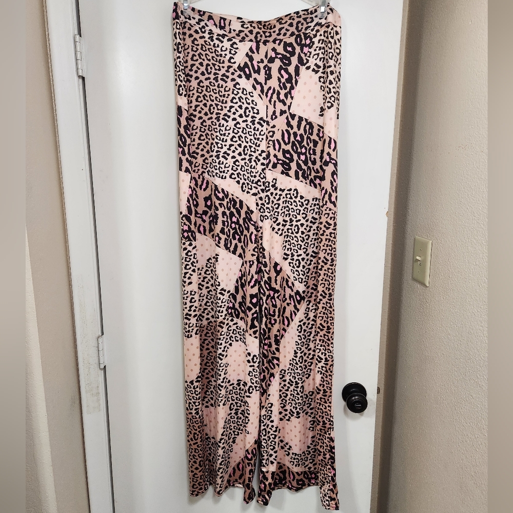 Flowy wide leg pants